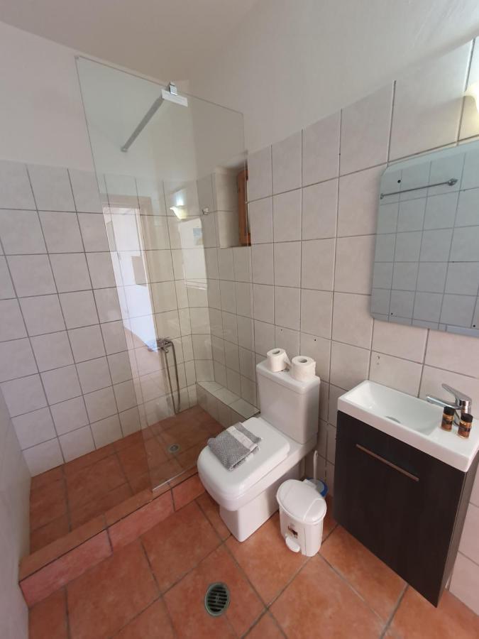 Ferienwohnung Stoupa Mani Tower Exterior foto